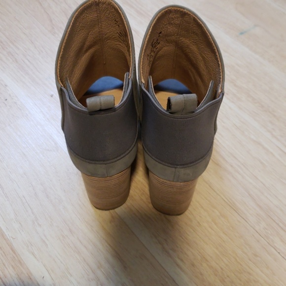 Kelsi dagger Brooklyn booties - Picture 3 of 8